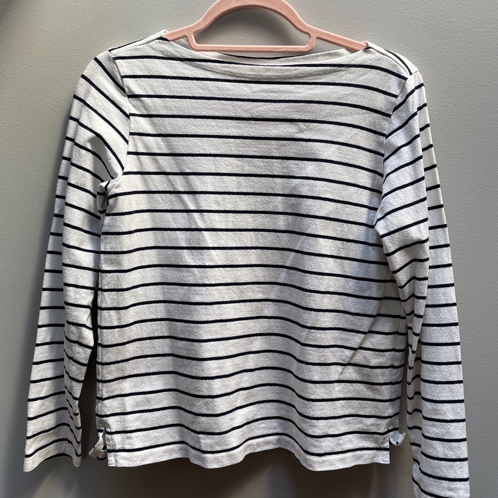 Uni Qlo Striped Boatneck shirt